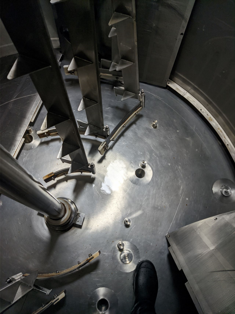 How Do I Scale Up My Beer Recipes - Lauter Tun and Rakes